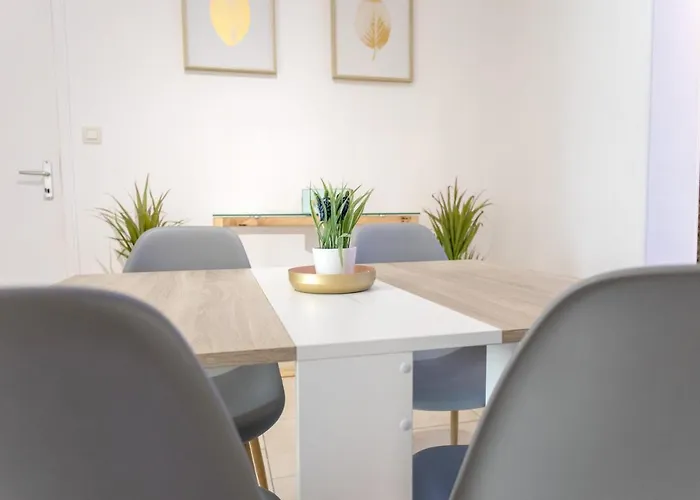 Le Brivetain ✩ Hypercentre ✩ Parking Gratuit Apartmán Pontchâteau